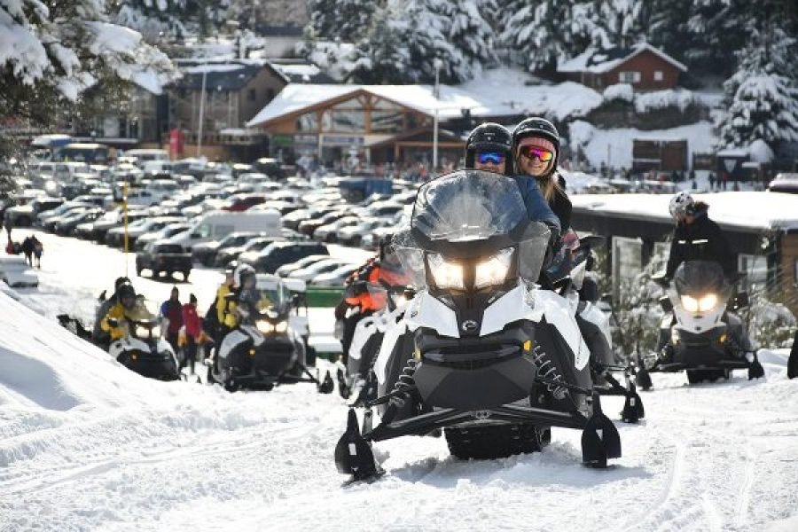 La Cueva – Paseo en Moto de Nieve